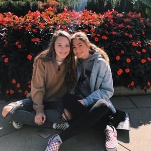 Meet your Posher, Halle